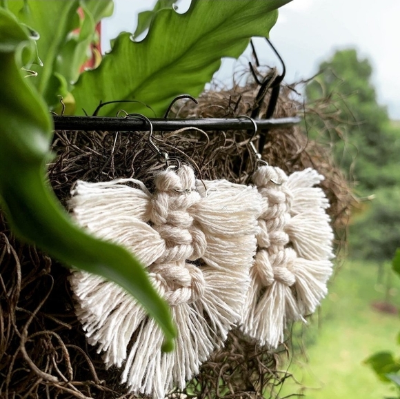 Jewelry - Frill Macrame Earrings